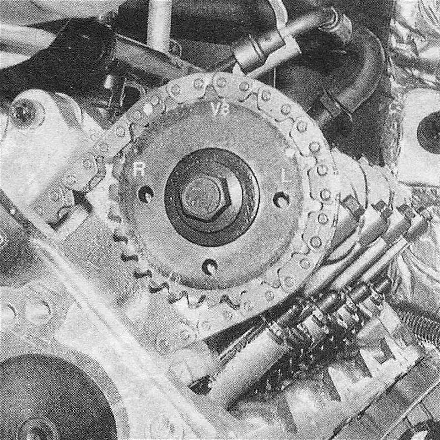 RAM Trucks 3.7L V6 and 4.7L V8 engines When the engine is at TDC on the exhaust stroke, the mark on the crankshaft damper is aligned with the mark on the timing chain cover, and the "V6" or "V8" marks on the camshaft sprockets should be pointing to the 12 o'clock position