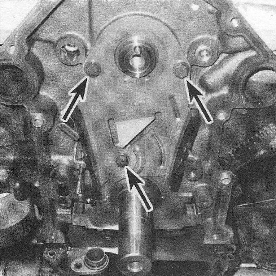 RAM Trucks Hemi engine Location of the camshaft thrust plate mounting bolts