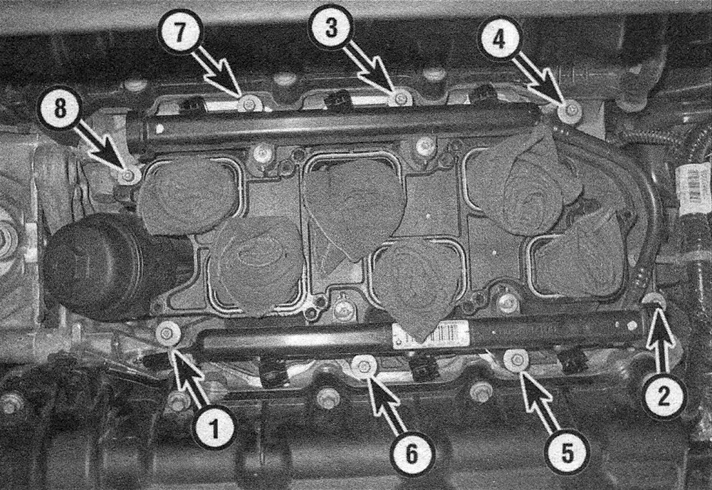 RAM Trucks 3.6L V6 engine Lower intake manifold bolt tightening sequence