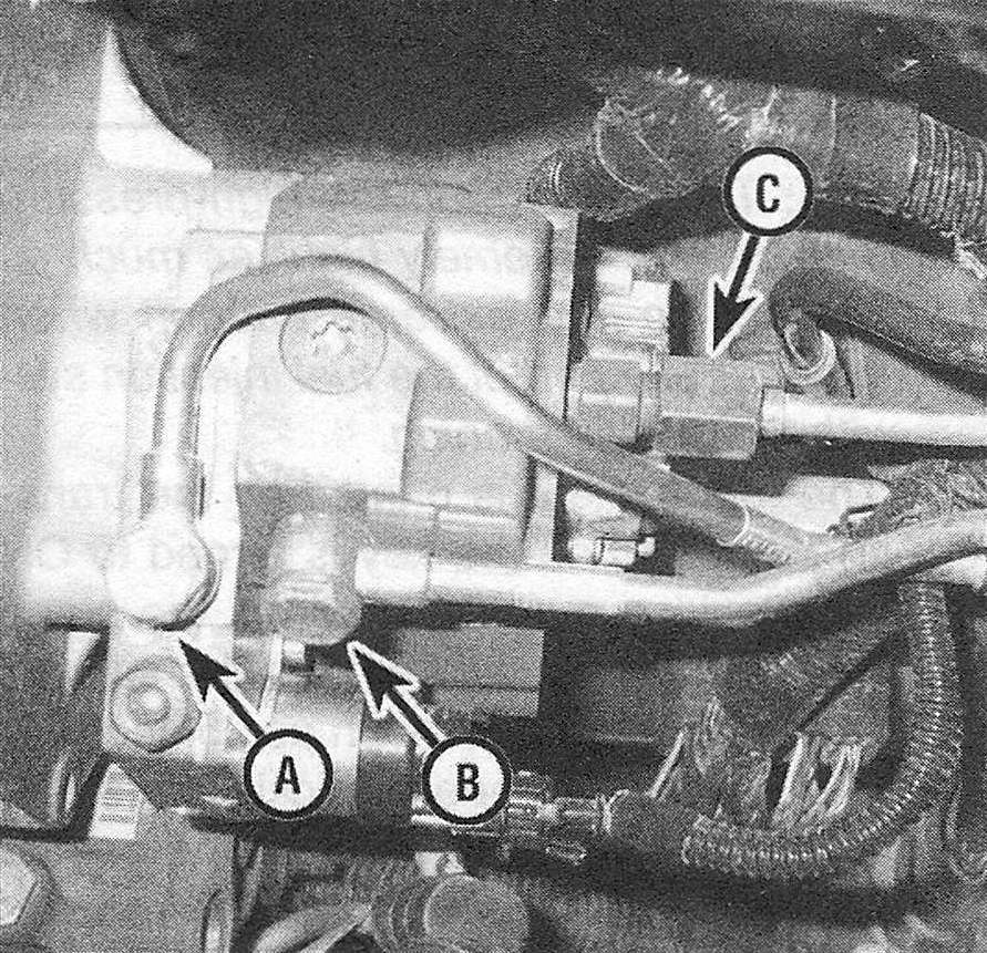 RAM Trucks Fuel and exhaust systems - diesel engine Fuel injection pump-to-fuel line fittings